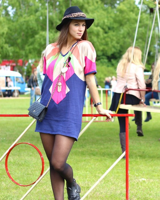 b.loved jurk met gekleurde vlakken1