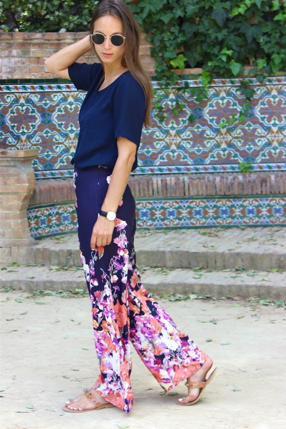 Wijde broek met bloemen4