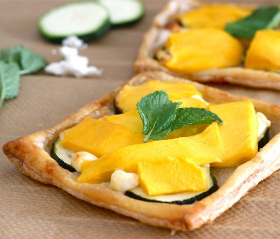 Hartige taart met mango en geitenkaas3