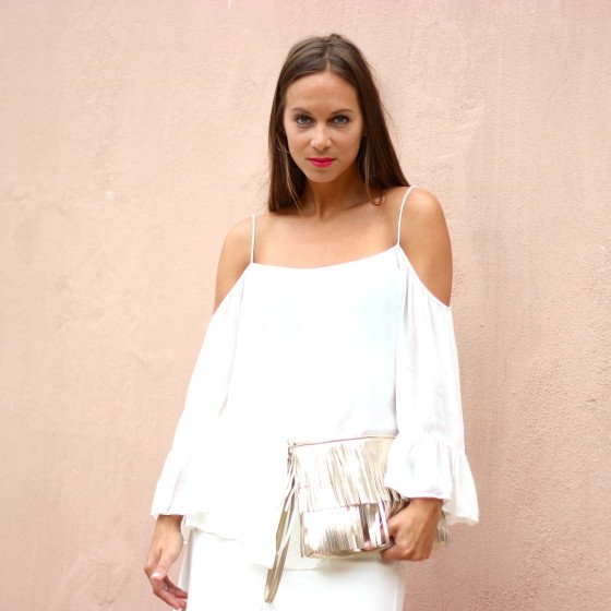 Witte outfit met metalic clutch1