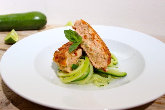 Zalmburger met courgette tagliatelle2