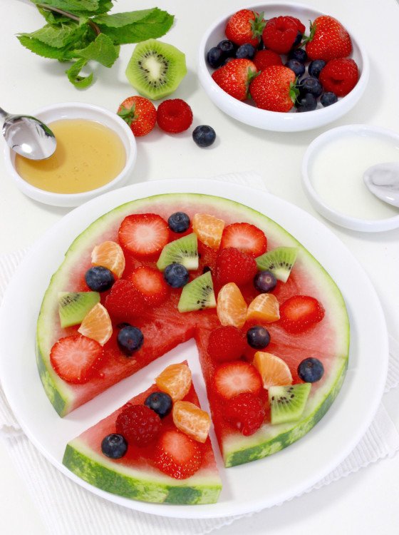 Fruit pizza met watermeloen